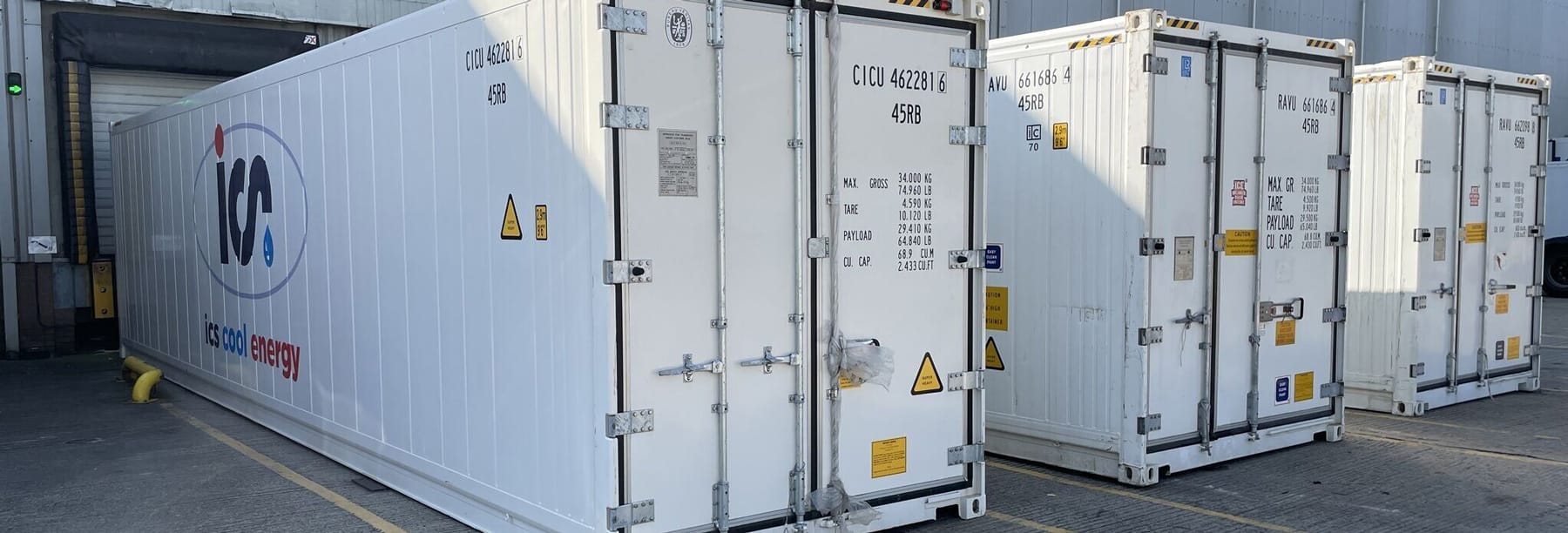 What is a reefer conatiner?